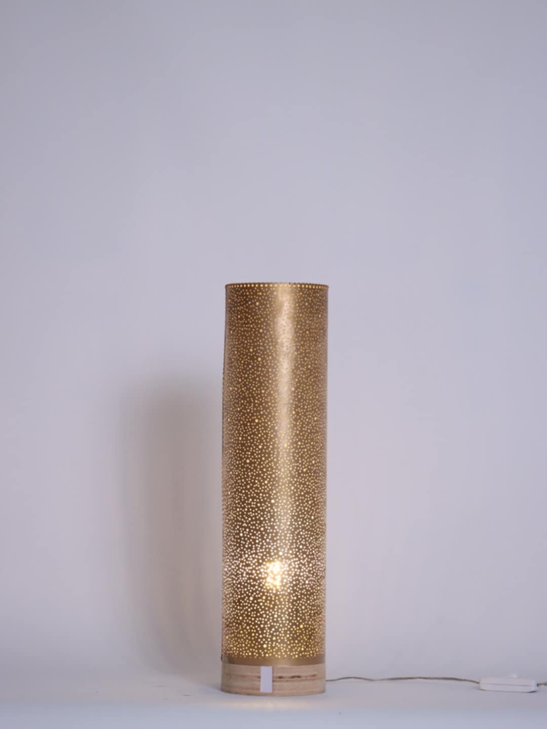 Cylinder - medium - Light On